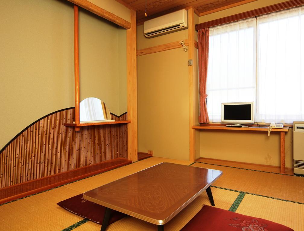 Villa Katashio Nozawaonsen Exterior foto